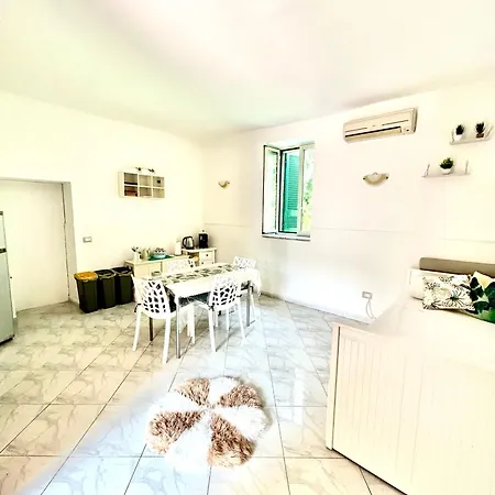 Santiago House *